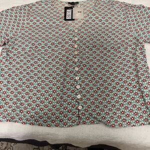 Women’s ModCloth MintBlue with Red &  White Patterned Flowers Button Down Shirt
